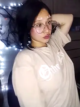 Snapshot of _Emily_vixen chatting on October 2025 12:24:02 AM Emily vixen online show from October 2025 12:24:02 AM