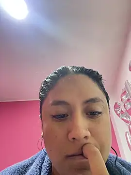 Techi0525 online show from January 2026 12:49:02 AM