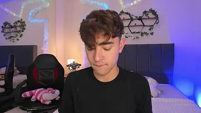 JustinCastiblanco online show from December 2025 11:28:02 AM