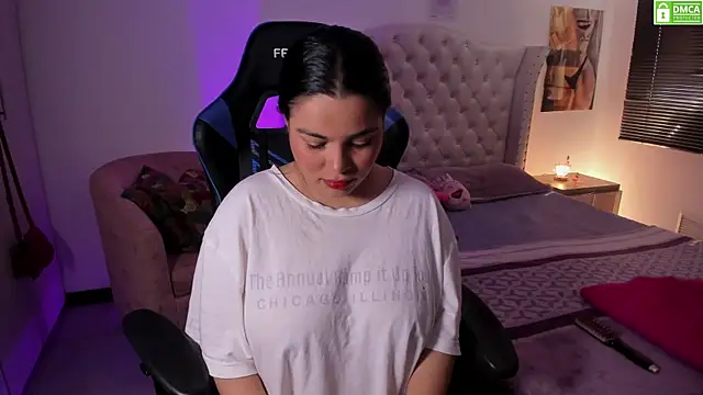 Bluepaula online show from October 2025 02:40:02 PM