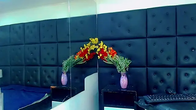 MarkoStorck online show from October 2025 07:52:01 PM