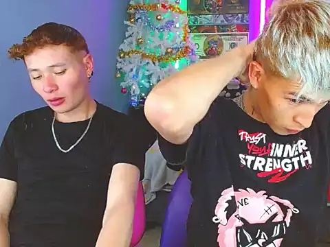 Snapshot of Latin_boysxxxx chatting on November 2025 09:39:01 PM Latin boysxxxx online show from November 2025 09:39:01 PM