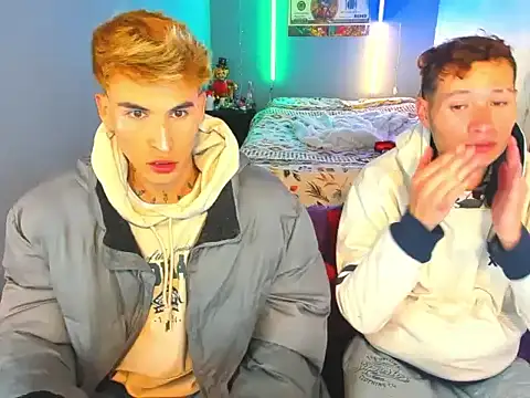 Snapshot of Latin_boysxxxx chatting on February 2026 03:10:01 AM Latin boysxxxx online show from February 2026 03:10:01 AM