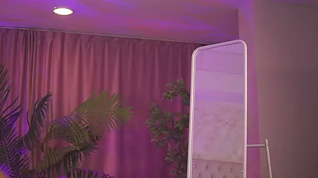 TiffanyBlaize online show from November 2025 07:26:01 PM