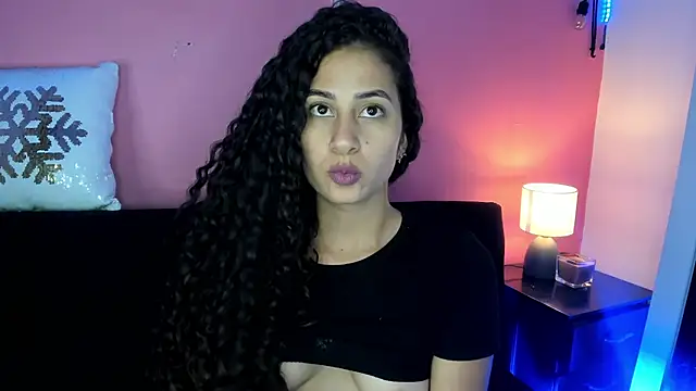 fernanda317 online show from November 2025 12:00:02 AM