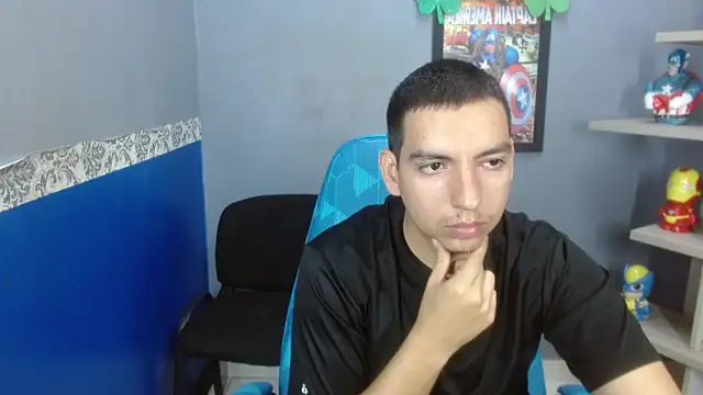 Snapshot of Axel_Stones_ chatting on November 2025 02:07:02 PM Axel Stones online show from November 2025 02:07:02 PM