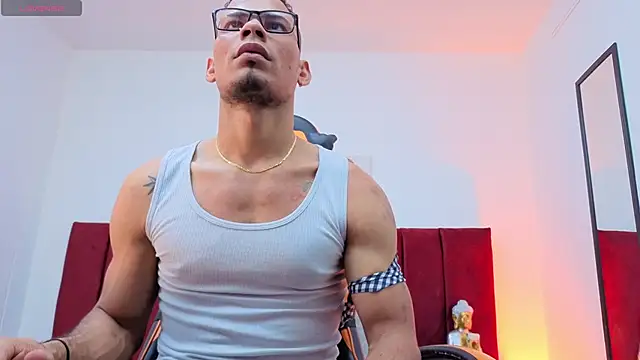 Snapshot of DaamonSlader_ chatting on October 2025 08:21:02 PM DaamonSlader online show from October 2025 08:21:02 PM