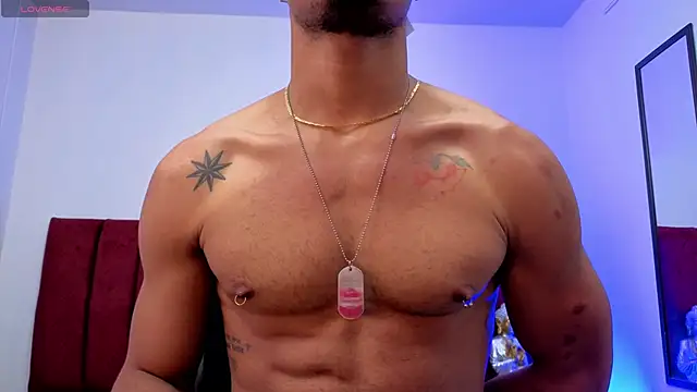 Snapshot of DaamonSlader_ chatting on November 2025 09:59:02 PM DaamonSlader online show from November 2025 09:59:02 PM