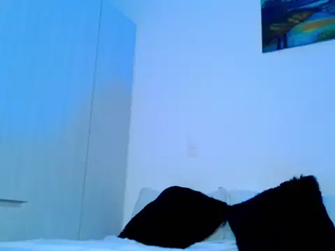 Snapshot of DaamonSlader_ chatting on February 2026 12:36:02 AM DaamonSlader online show from February 2026 12:36:02 AM