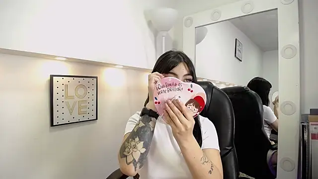 Grace Velle online show from October 2025 08:29:01 PM