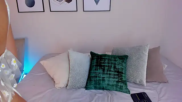 AilanaCortes online show from December 2025 12:23:02 PM