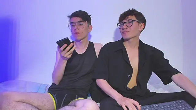 dani angel dark online show from November 2025 10:12:01 PM