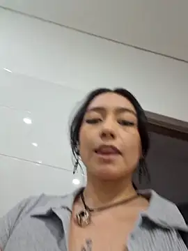 EvelynCrow  online show from October 2025 10:44:01 PM