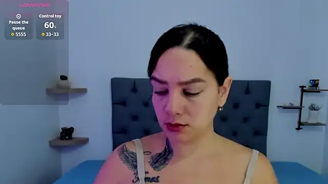 Saraarouusee online show from January 2026 03:16:01 PM