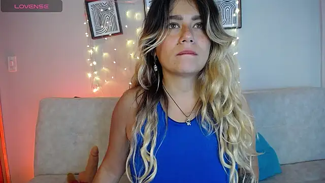 Sweet Bella Valery online show from April 2026 02:40:02 PM