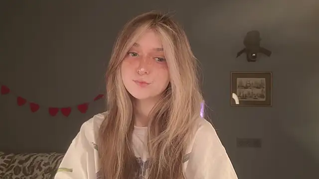 BellaSink online show from April 2026 05:38:02 AM