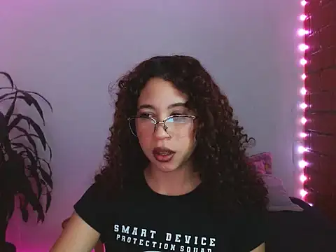 Medussa3033 online show from November 2025 02:45:02 AM