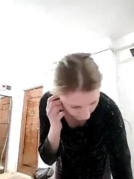 SandyCassie online show from December 2025 08:25:02 PM