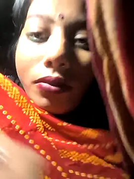 Snapshot of Ragni_bhargav chatting on February 2026 07:32:02 PM Ragni bhargav online show from February 2026 07:32:02 PM