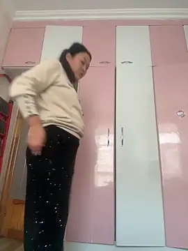 Snapshot of aini-maili chatting on December 2025 06:54:02 AM aini-maili online show from December 2025 06:54:02 AM