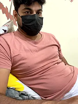 Handsome8677 online show from January 2026 09:37:02 AM