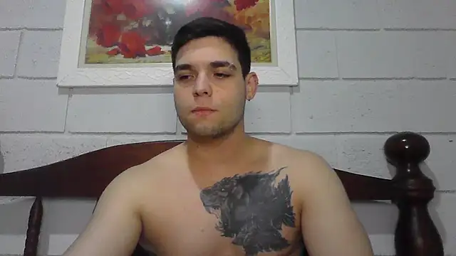 Snapshot of Zure-xxx chatting on July 2026 04:27:02 AM Zure-xxx online show from July 2026 04:27:02 AM