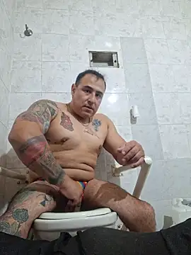 Snapshot of Rueditasss chatting on February 2026 02:33:01 PM Rueditasss online show from February 2026 02:33:01 PM