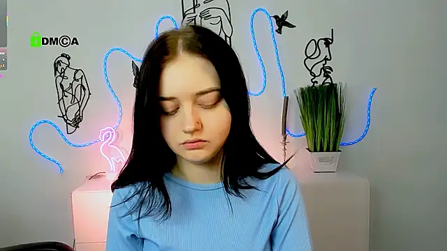 Snapshot of miki_ti chatting on January 2026 10:19:02 AM miki ti online show from January 2026 10:19:02 AM