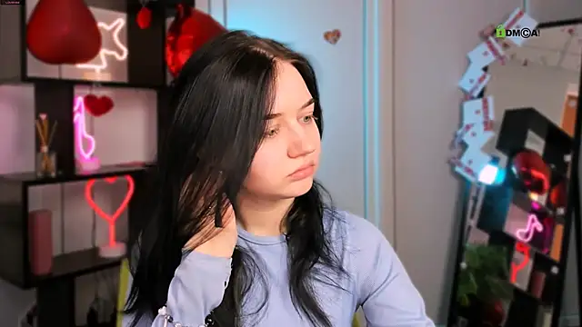 Snapshot of miki_ti chatting on February 2026 06:46:02 AM miki ti online show from February 2026 06:46:02 AM