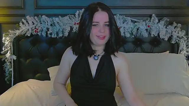 AliceLune online show from December 2025 02:02:02 PM