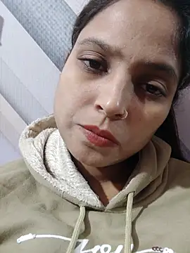 Anshika1431 online show from November 2025 03:12:02 AM