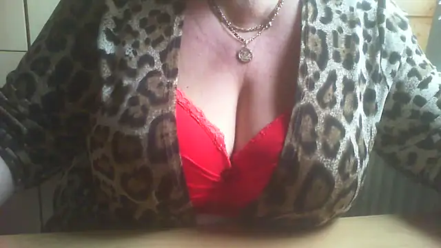 zaubermaeuschen66 online show from February 2026 01:03:01 PM