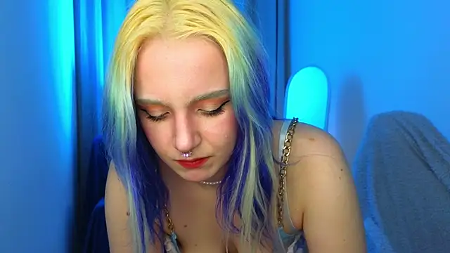 AleksaDivine online show from November 2025 09:06:02 PM