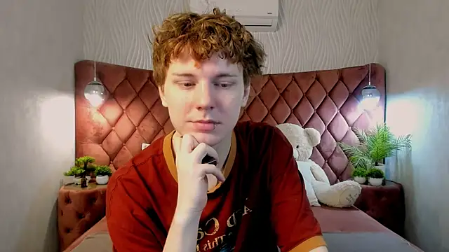 KevinMilky online show from March 2026 07:36:02 AM