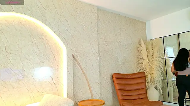 Antonella Russo1 online show from March 2026 01:05:02 PM