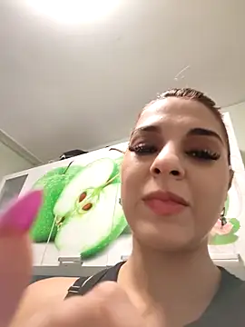 Snapshot of MaryTease chatting on November 2025 04:22:02 AM MaryTease online show from November 2025 04:22:02 AM