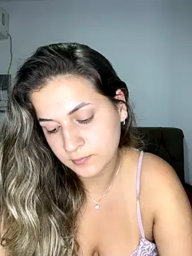 Snapshot of solmartins chatting on November 2025 11:58:01 PM solmartins online show from November 2025 11:58:01 PM