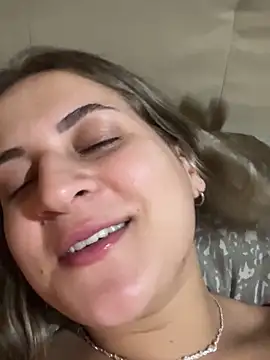 Snapshot of solmartins chatting on December 2025 03:46:02 AM solmartins online show from December 2025 03:46:02 AM