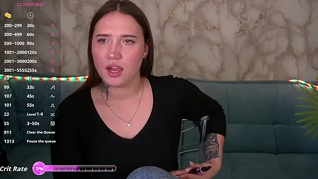 AmiraChase online show from October 2025 01:45:02 PM