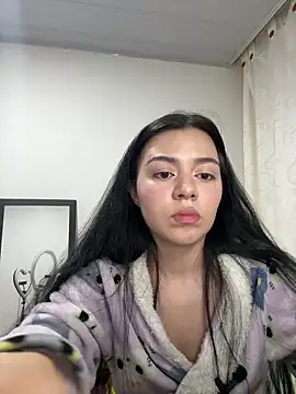 Midori rosse online show from May 2026 11:45:02 PM
