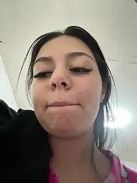 Snapshot of Midori_rosse chatting on July 2026 12:31:01 AM Midori rosse online show from July 2026 12:31:01 AM