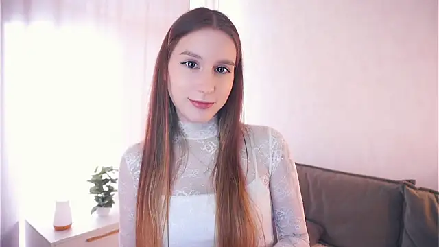 AmyMainer online show from October 2025 08:48:01 AM