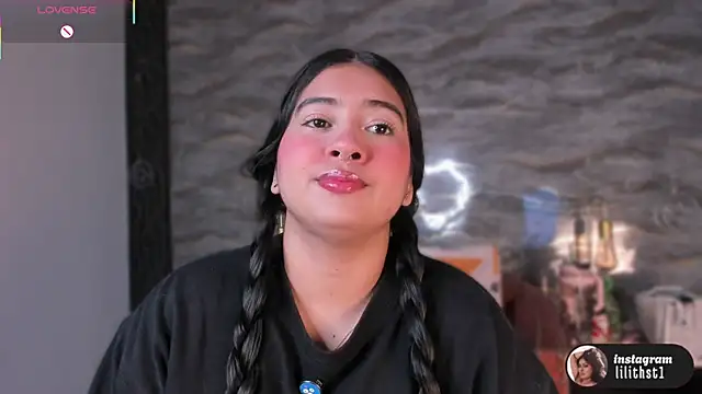 lilithst  online show from January 2026 07:26:02 PM