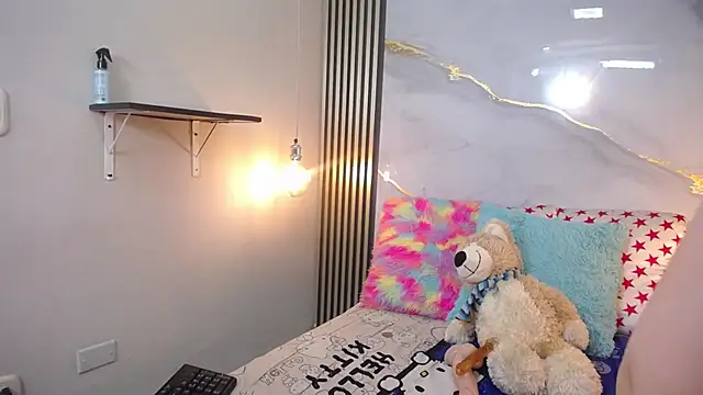 Miah-Princess online show from October 2025 06:09:01 PM