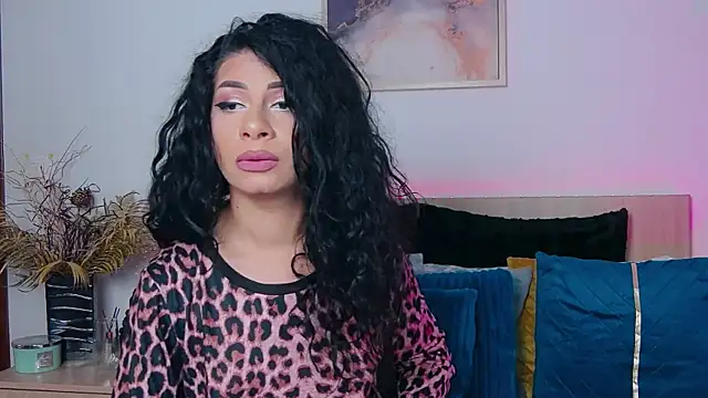 Miss Ava online show from April 2026 08:01:01 AM