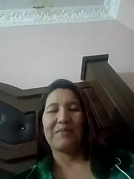 Bigtitsass81 online show from October 2025 07:03:01 PM