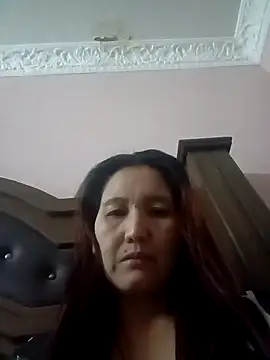 Bigtitsass81 online show from October 2025 06:54:02 PM