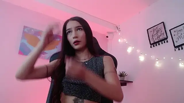 Shaira OS online show from October 2025 11:55:01 AM