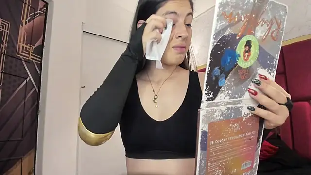 moon winy online show from November 2025 11:33:02 AM