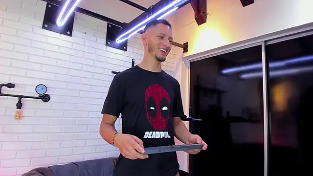 GabrielDraiven online show from November 2025 07:35:01 PM